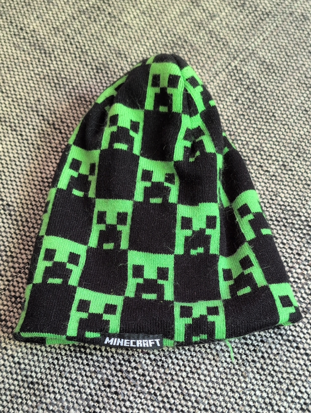 MAD Engine Minecraft Creeper Black & Green Knit Beanie